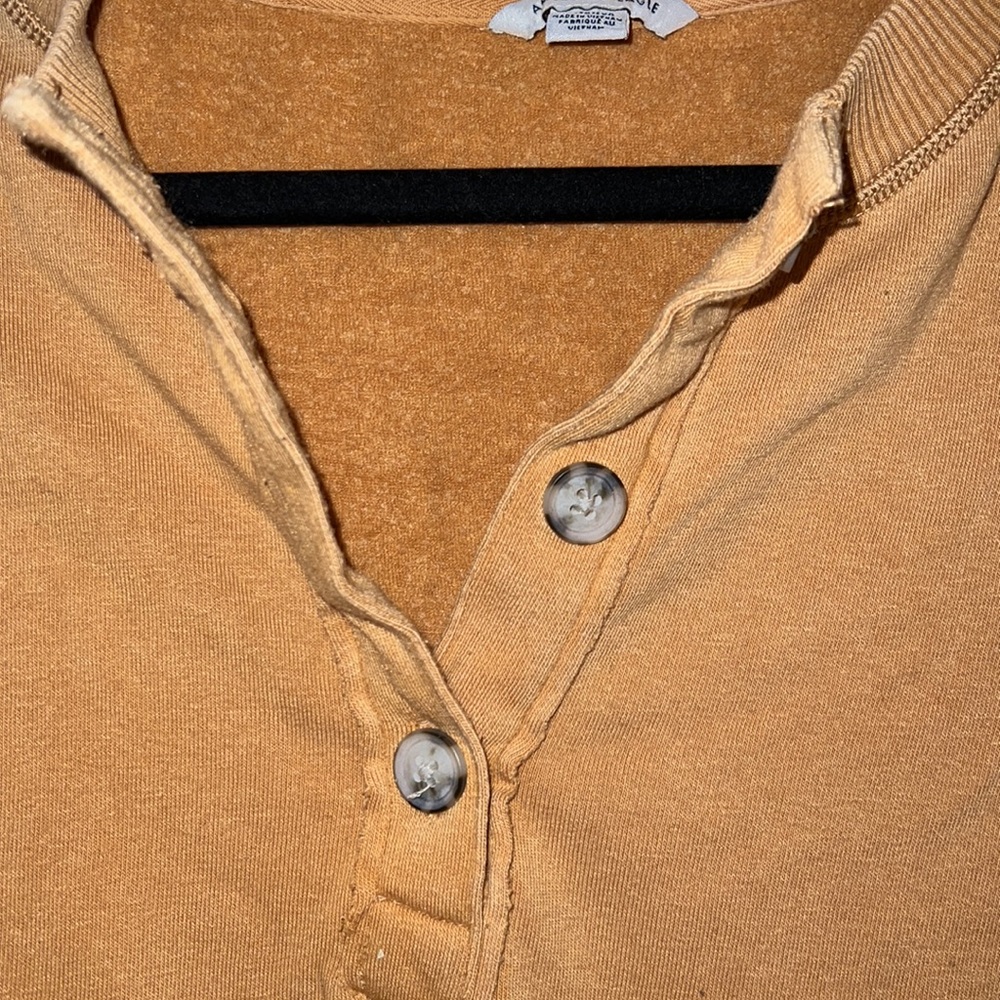 american eagle pullover - Picture 2 of 2